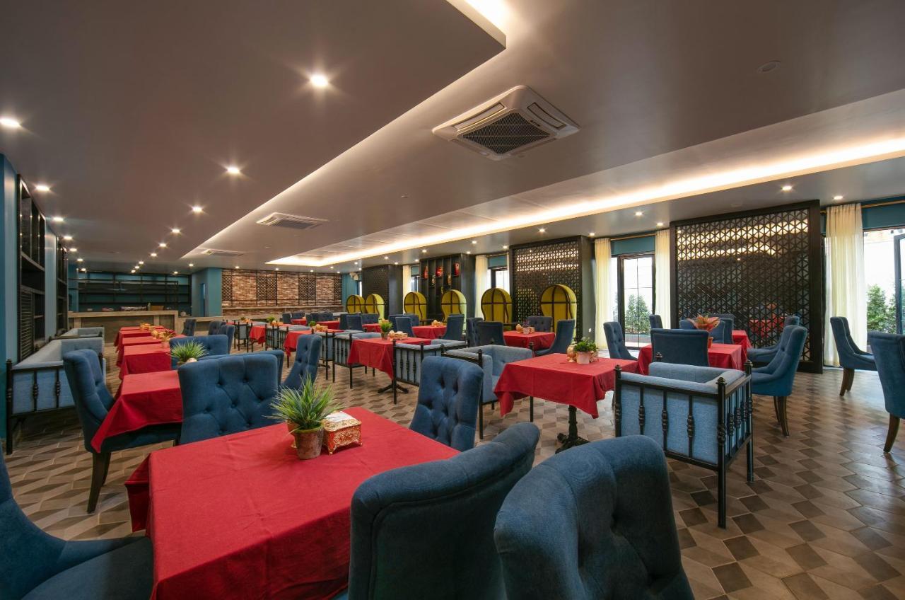 Azalea Parkview Hotel Vientiane Extérieur photo